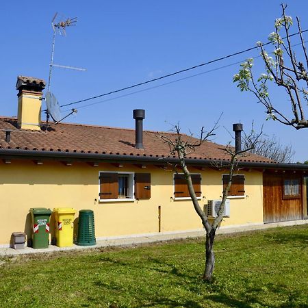 A Casa Di Amici Villa Vidor ภายนอก รูปภาพ