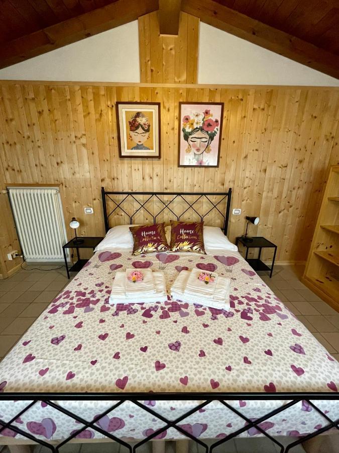 A Casa Di Amici Villa Vidor ภายนอก รูปภาพ