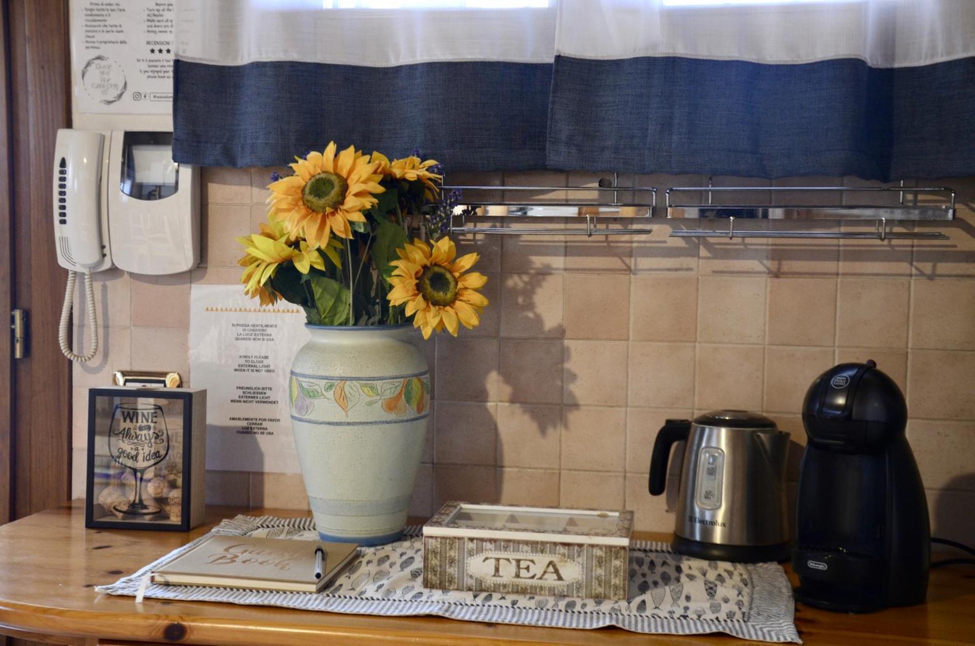 A Casa Di Amici Villa Vidor ภายนอก รูปภาพ