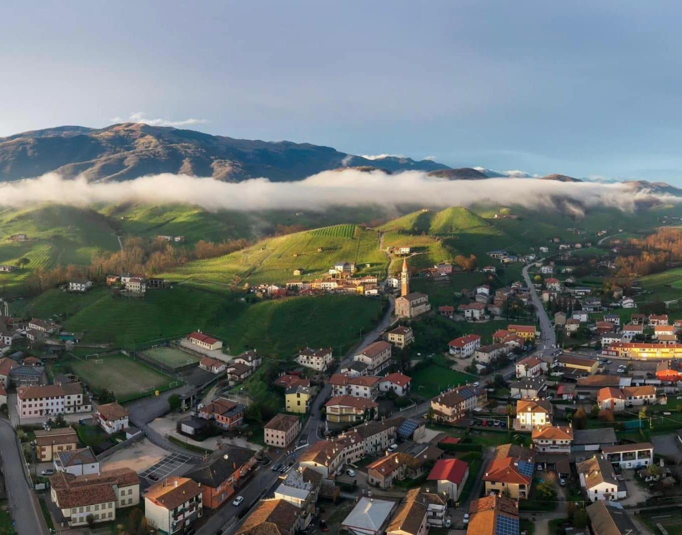 A Casa Di Amici Villa Vidor ภายนอก รูปภาพ